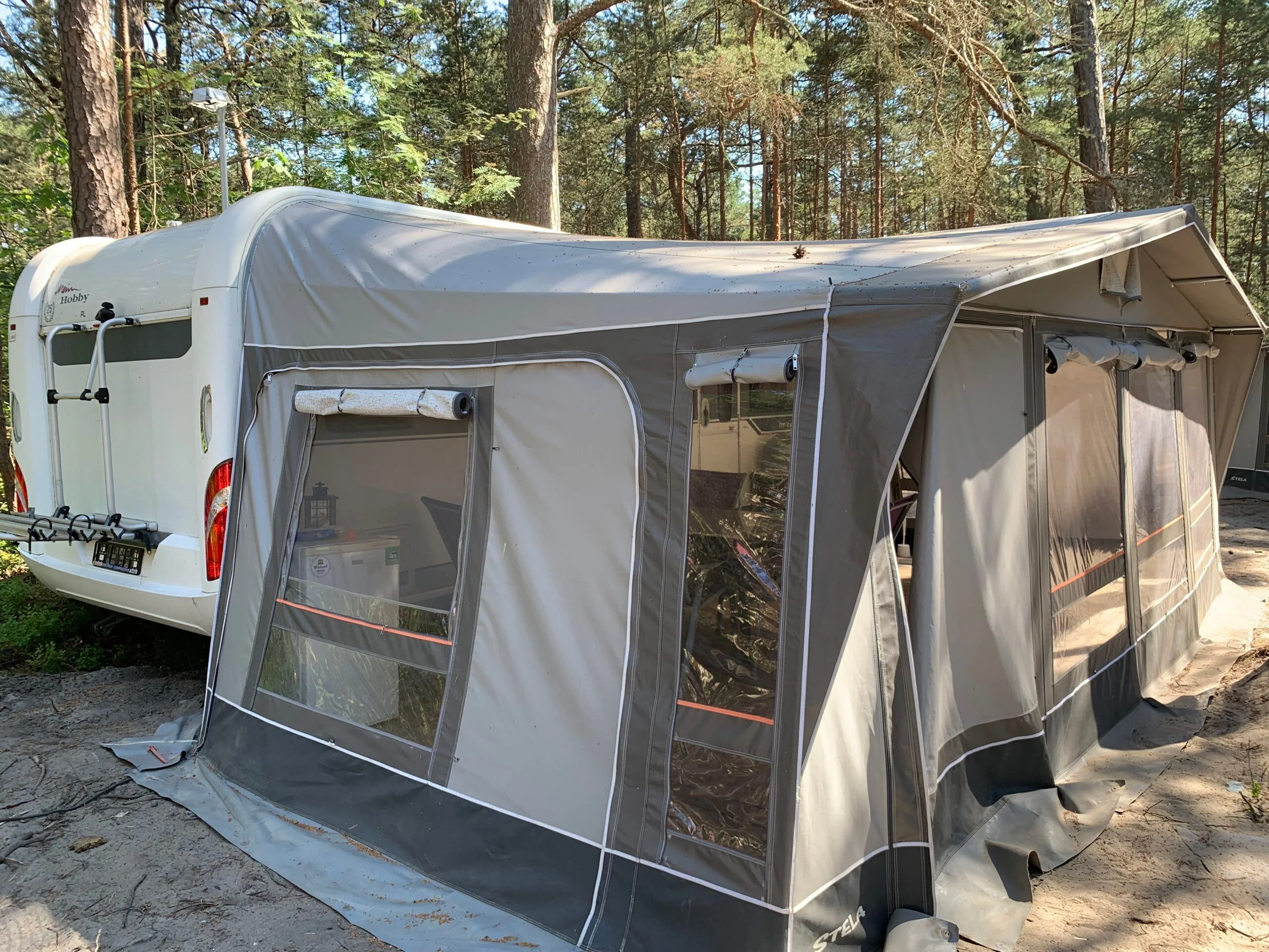 VIP 1: Hobby 545 z WC, prysznicem, TV.