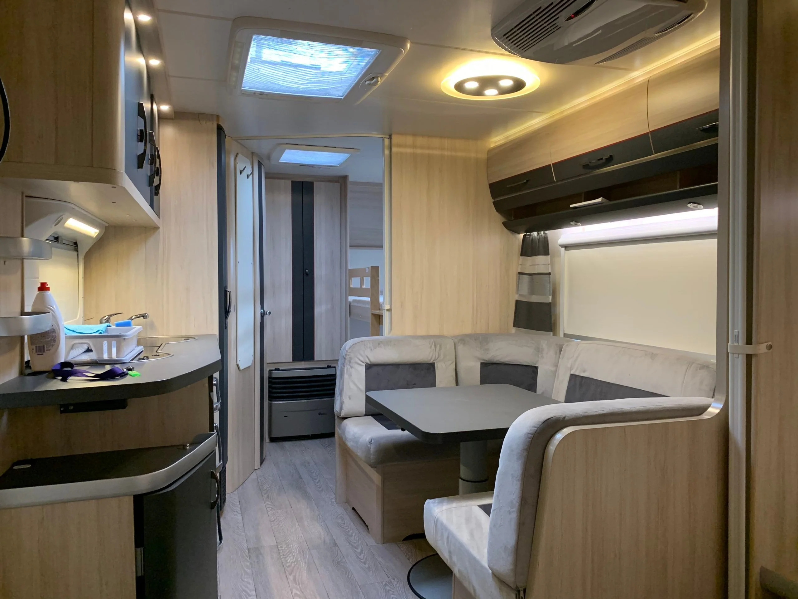 VIP 2: Hobby 545 KMF nr 2